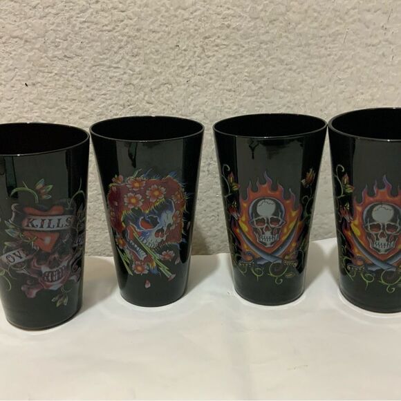 Ed Hardy Designs Black Drinking Glass Tumblers set of 4 - Picture 2 of 7